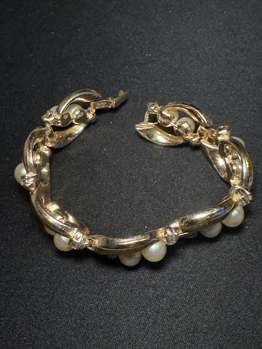 Vintage Trifari Faux Pearls & CZ Fold Over Clasp Bracelet 6.75